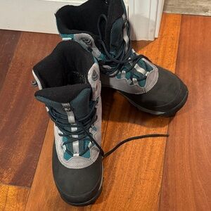 Merrell Women's Lace Up Boots - Black and Teal . Hiking or snow boots